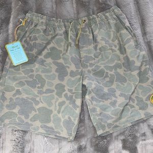 NWT Marsh Wear camo shorts